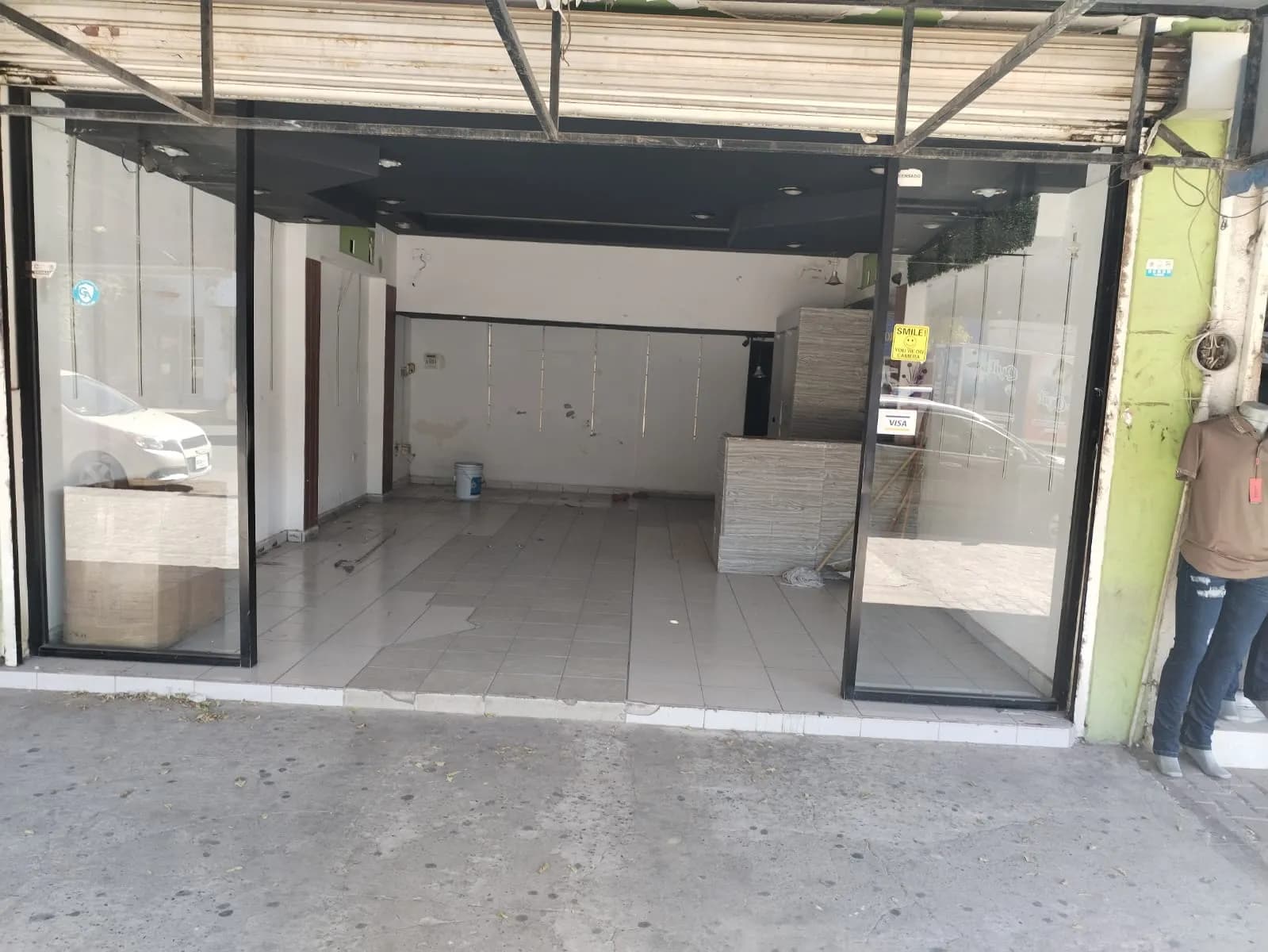 LOCAL INDEPENDENCIA 244